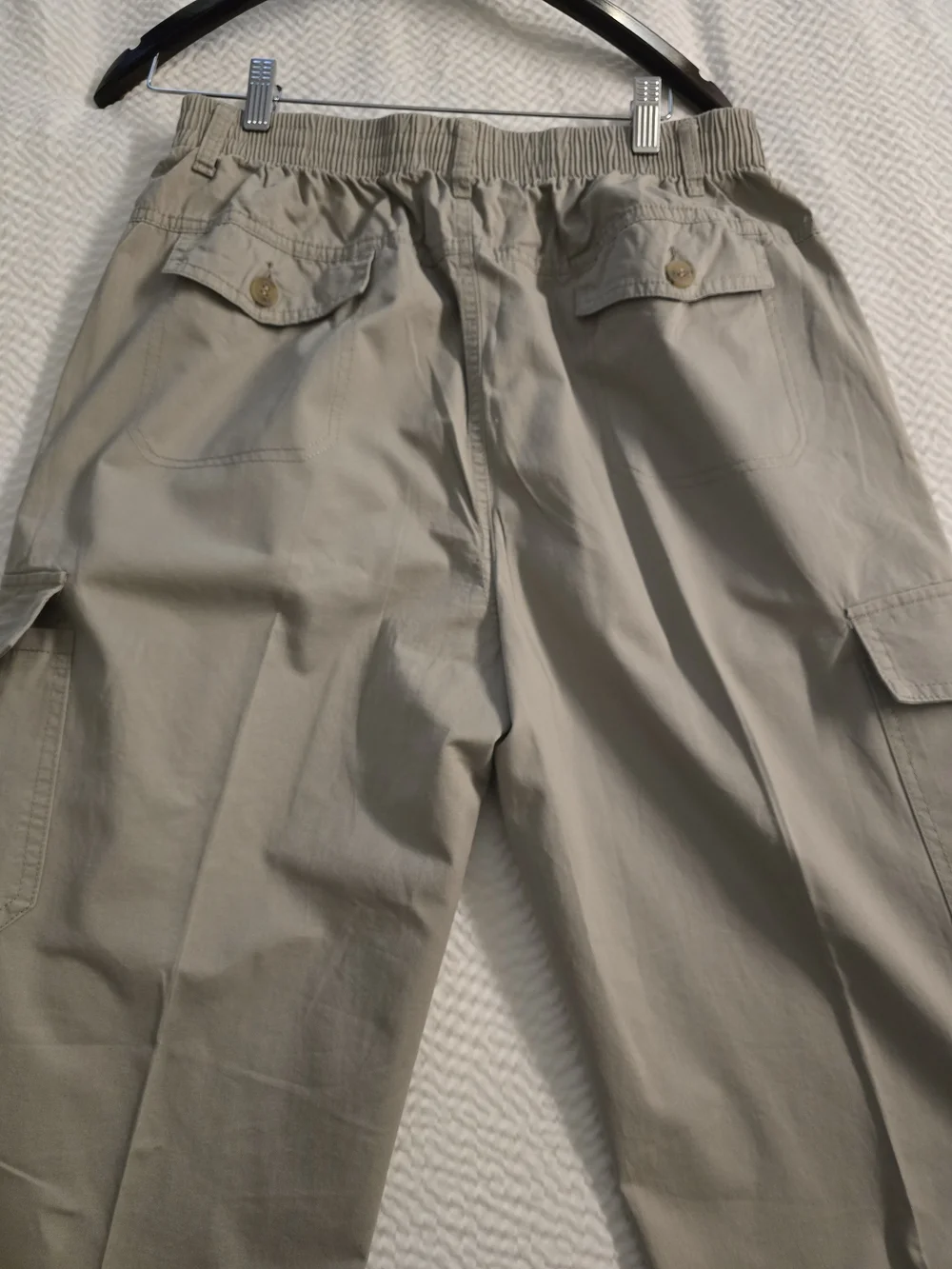 Men's Cargo Pants with Elastic Waist in Light Khaki